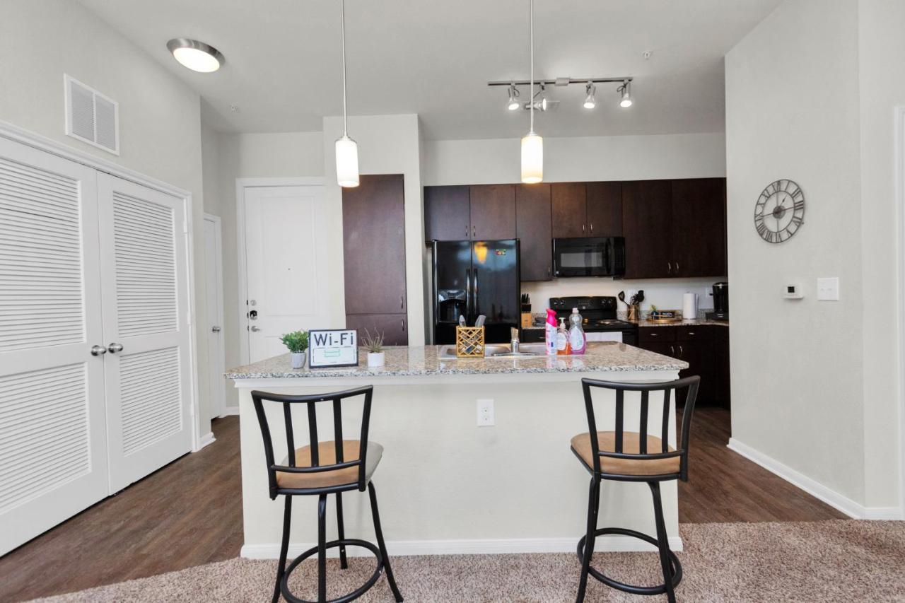 Charming Suite With Gym Near Nrg Medical Center Houston Eksteriør bilde